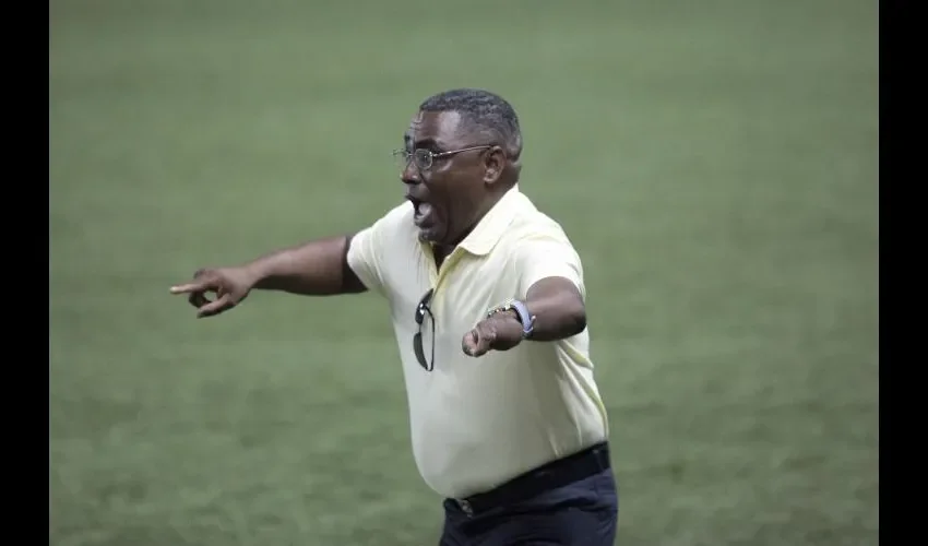 El colombiano Jair Palacios, entrenador del Plaza Amador, aseguró que su equipo ganó anoche con 'garra'. Anayansi Gamez