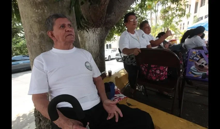  Roberto Barrios 