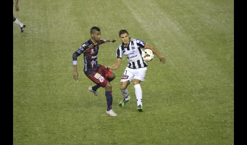 Tauro venció 2-0 al Plaza Amador en su primer enfrentamiento de este Torneo Clausura 2016 de la LPF. Anayansi Gamez