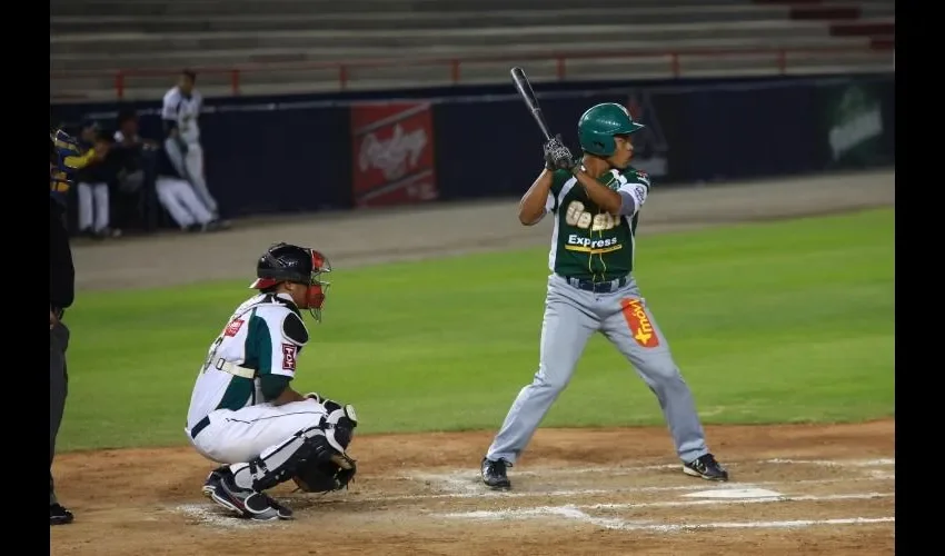  Anayansi Gamez
