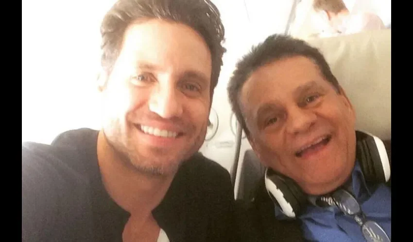 "El Cholo" con Edgar Ramírez en el avión. Instagram