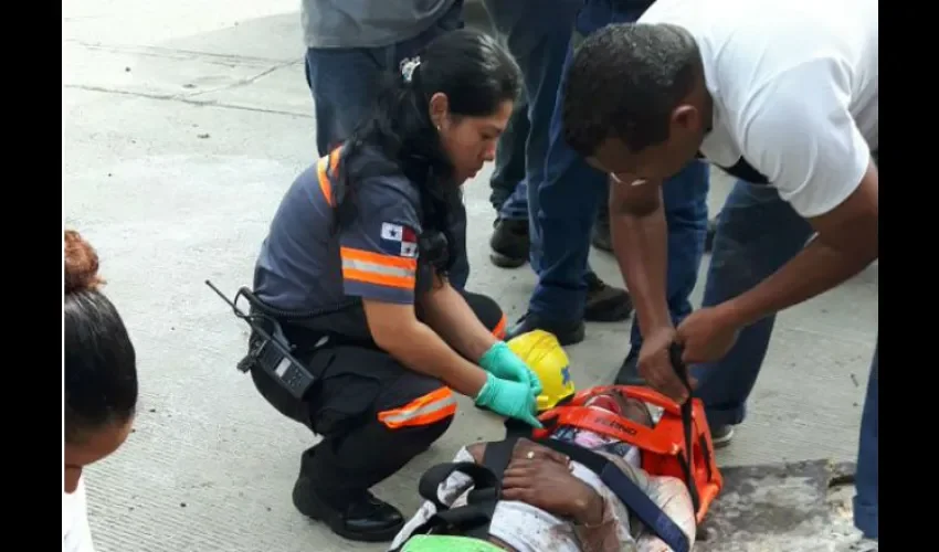Obrero se accidenta 