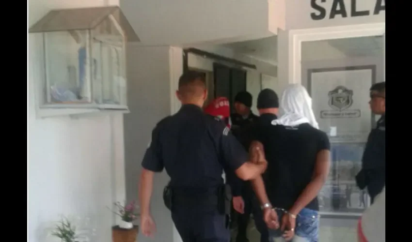 Operativo policial en Caimitillo