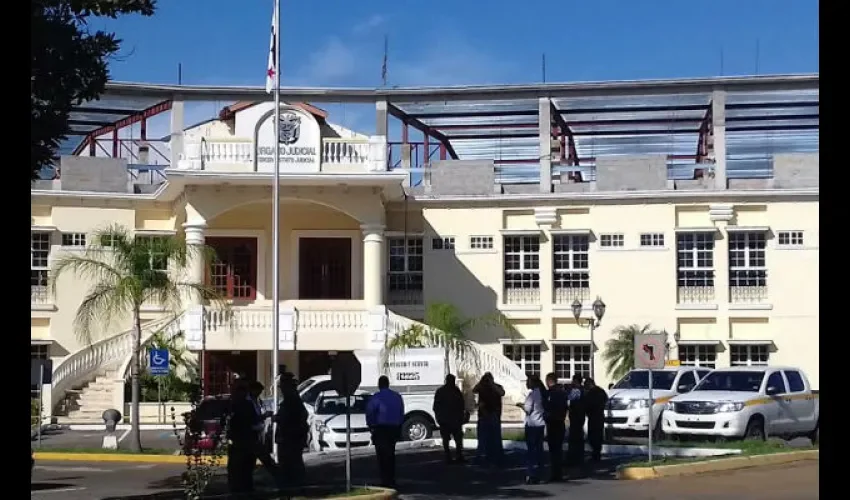 Hombre mata a otro con un machete 