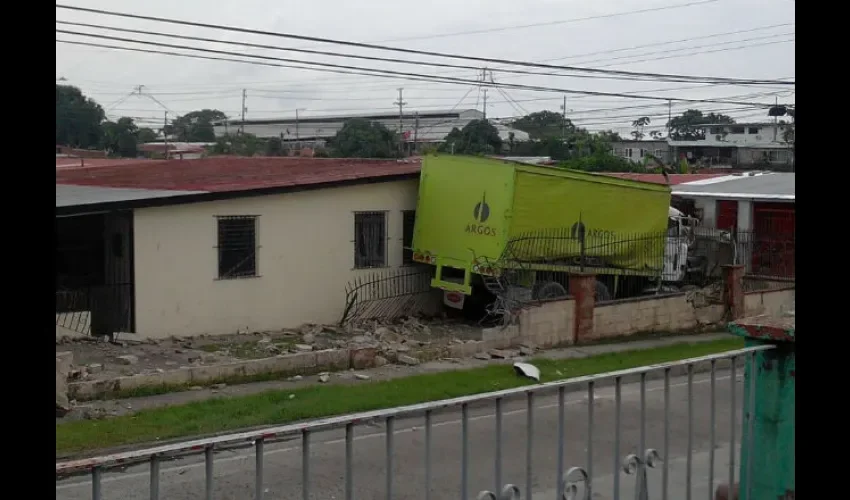 Accidente en Juan Díaz 