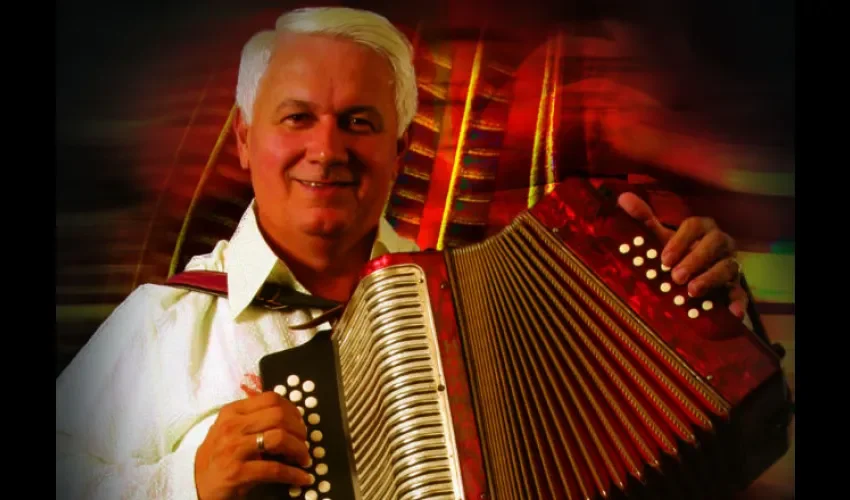 Ulpiano Vergara. 