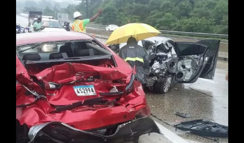 Accidente en autopista Panamá- Colón 