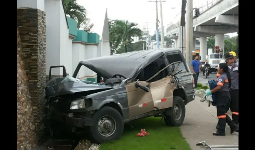 Accidente de tránsito en Transístmica