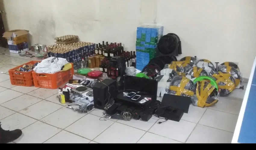 Mercancia en La Joyita 