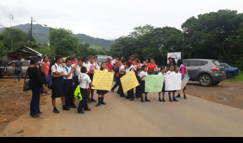 Protesta en IPT de El Copé en La Pintada, Coclé