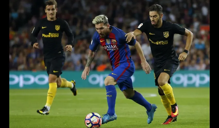 Leo Messi se lesionó ante el Atlético de Madrid./ Foto AP