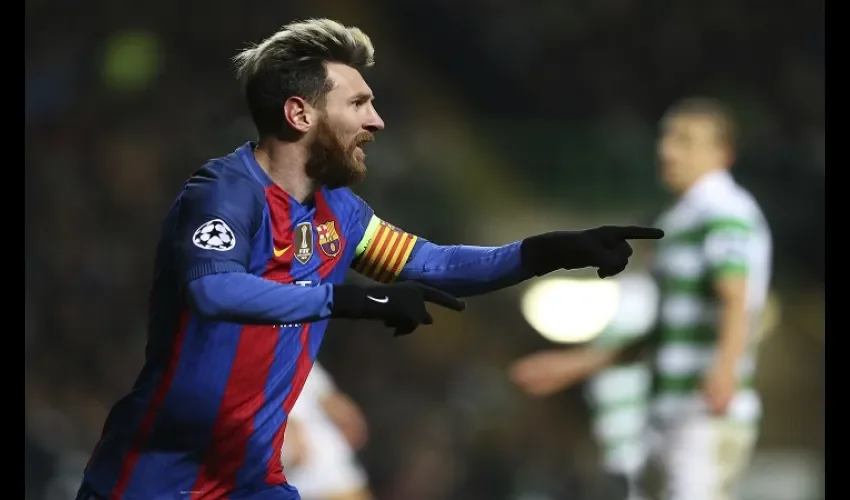 Messi lideró la victoria del Barcelona por 2-0. Foto/AP