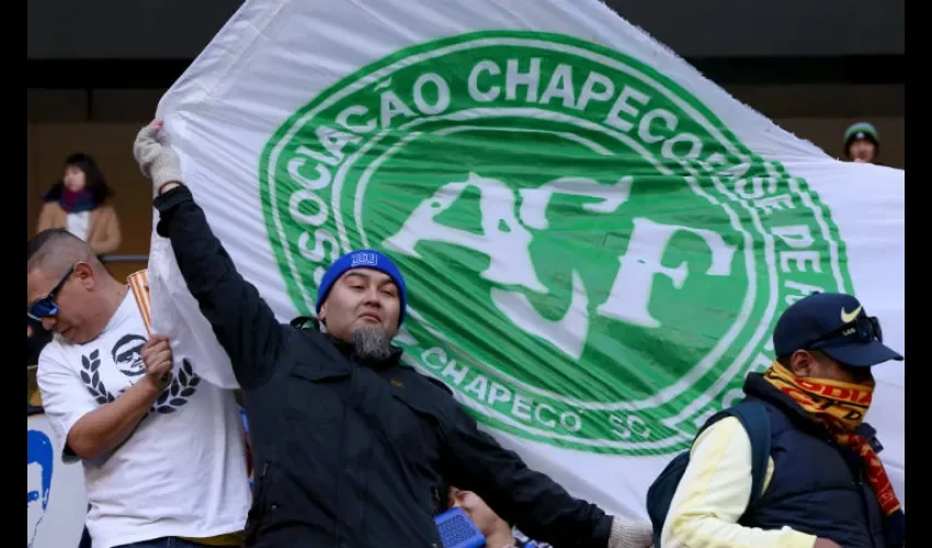 La tragedia del Chapecoense conmovió el mundo fútbol./ Foto AP