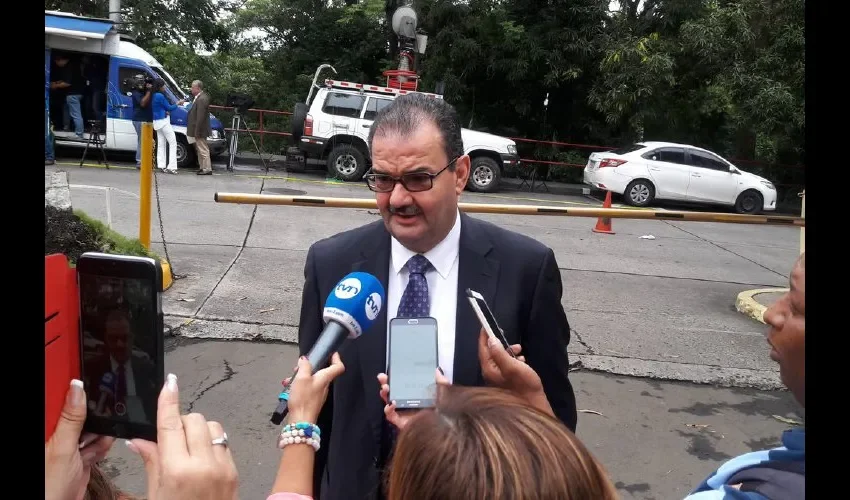 Carlos Carrillo