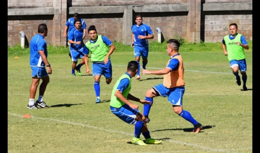 El Salvador no gana un partido oficial desde el 8 de septiembre del 2015.
