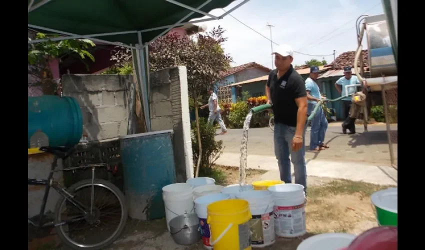 Sin agua en Macaracas de Los Santos