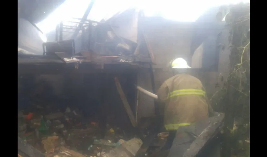 Fuego en Viejo Veranillo 