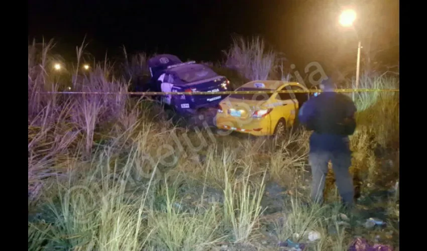 Roban un taxi en Tumba Muerto  y se dan a la fuga 