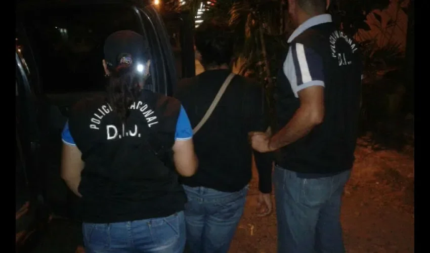 Mujer mata a su esposo en 