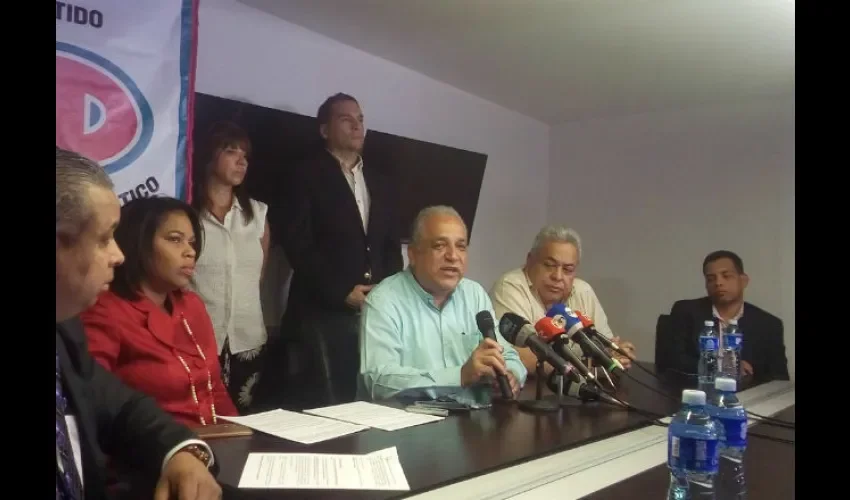 Luis Eduardo Camacho y Alejandro Pérez