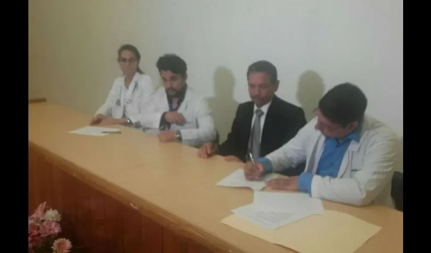 Médicos internos y residentes del Hospital Santo Tomás