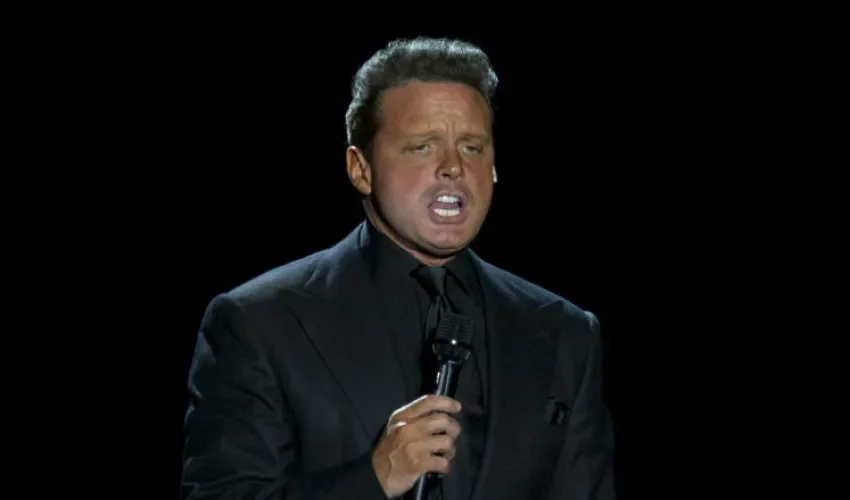 Luis Miguel. 