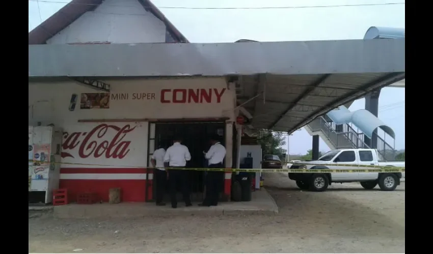 Robo en minisúper Conny  en Santa Ana de Los Sanos