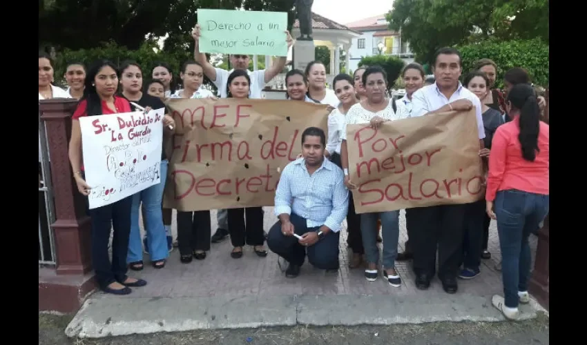 Psicólogos de Coclé protestan 