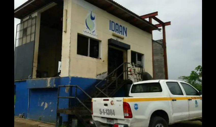 Agua en Bocas del Toro 