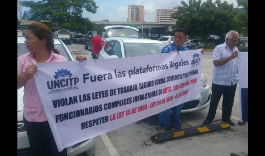 Unión Nacional de Conductores de la Industria Turística de Panamá