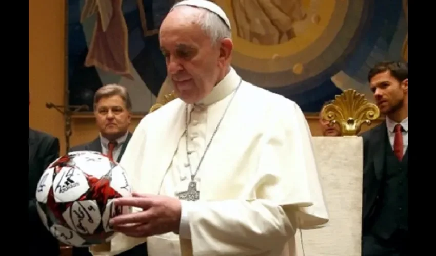 Al Papa Francisco le fascina el fútbol.
