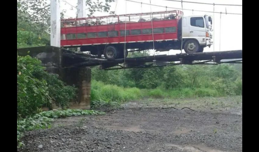 Puente en Tonosí 