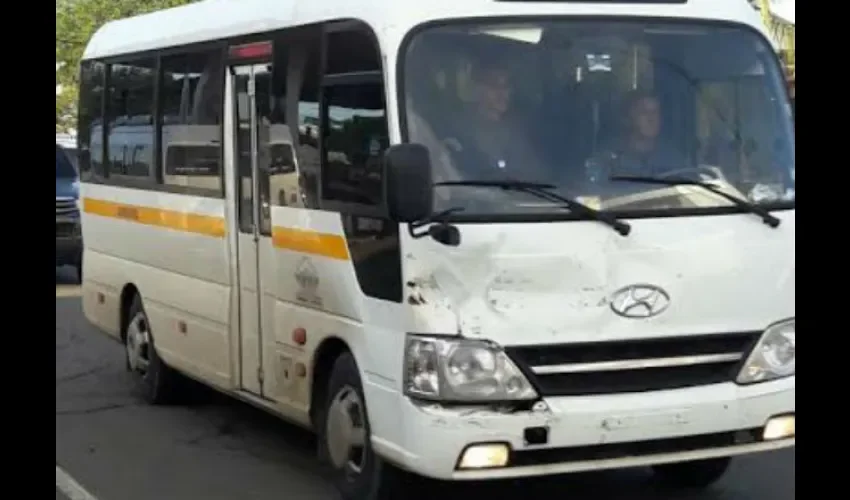 Traslado de privados de libertad de Los Santos hacia la Mega Joya 