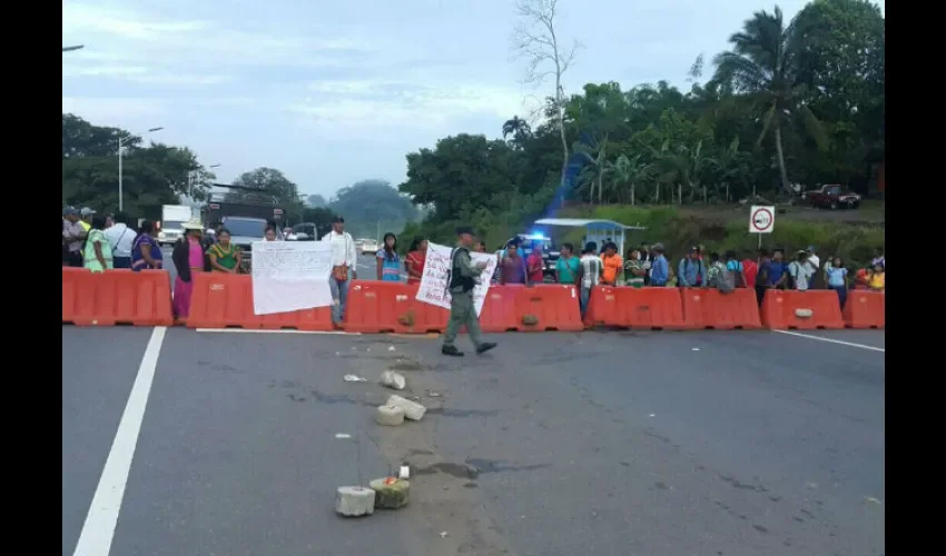 Protestan en Tolé 