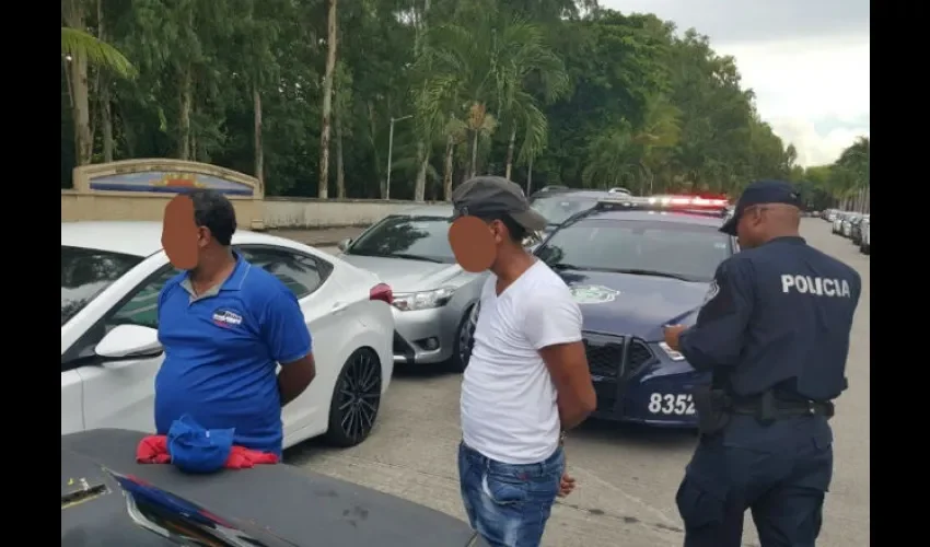 Hurtaban artículos de carros en Costa del Este 