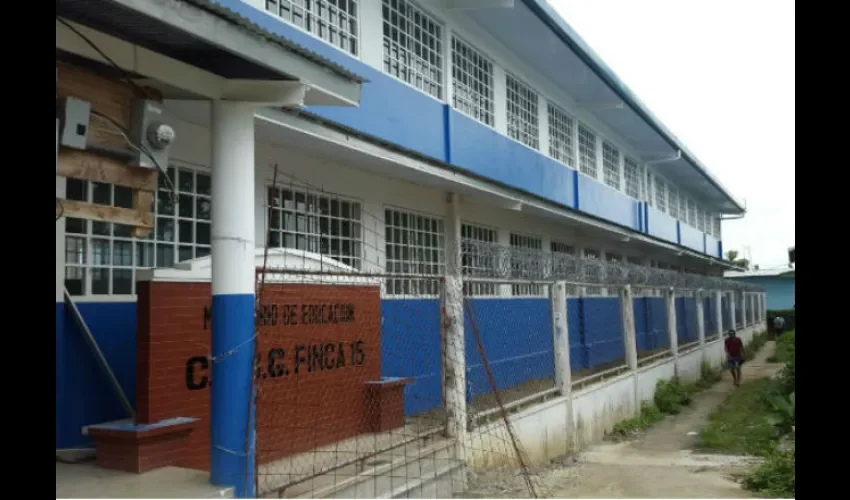 Escuela de Finca 15 en Bocas del Toro