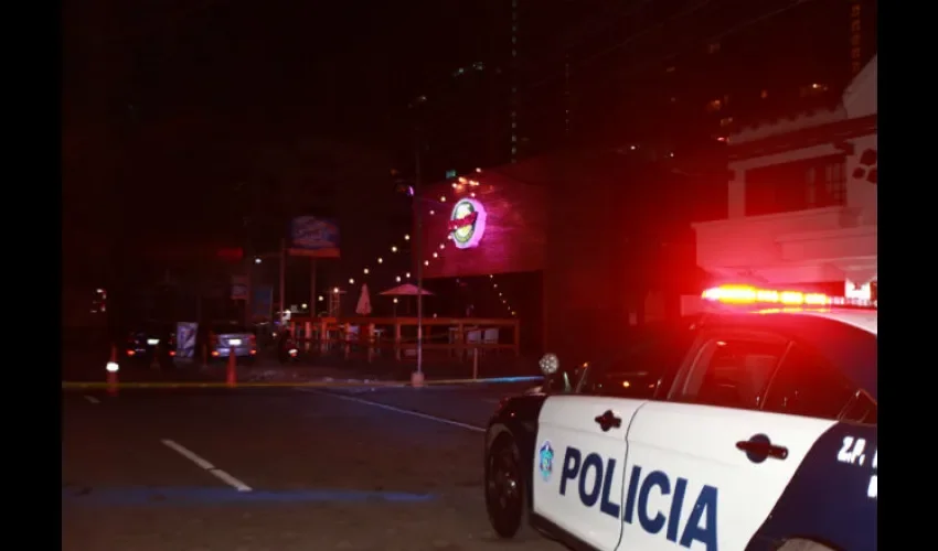 Muerte en bar Wassup