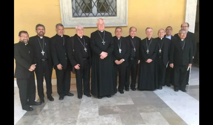 Obispos panameños
