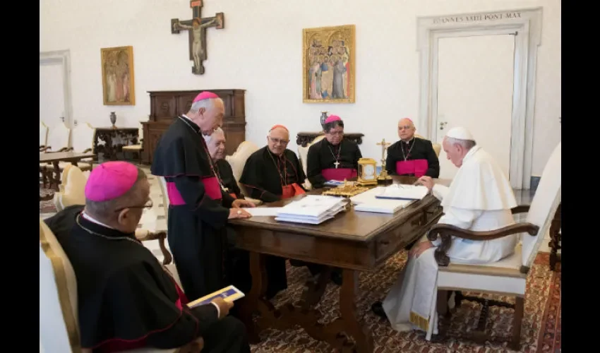 Papa Francisco y obispos de Venezuela