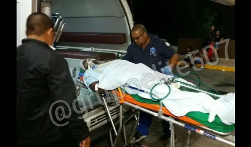 El hombre fue  transferido al Hospital Santo Tomás
