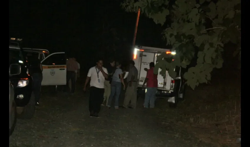 El hombre fue encontrado muerto dentro de una finca privada, ubicada a orilla de la vía a Río Congo