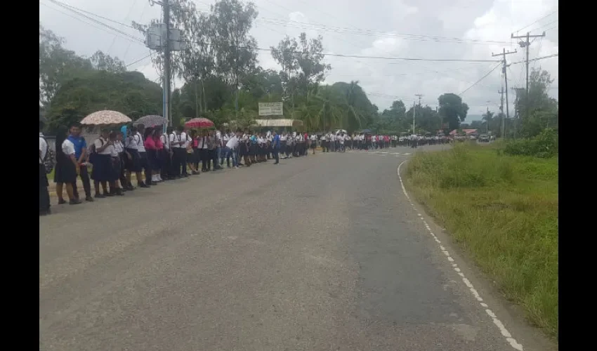 Colegio Secundario de Guabito en Bocas del Toro. 