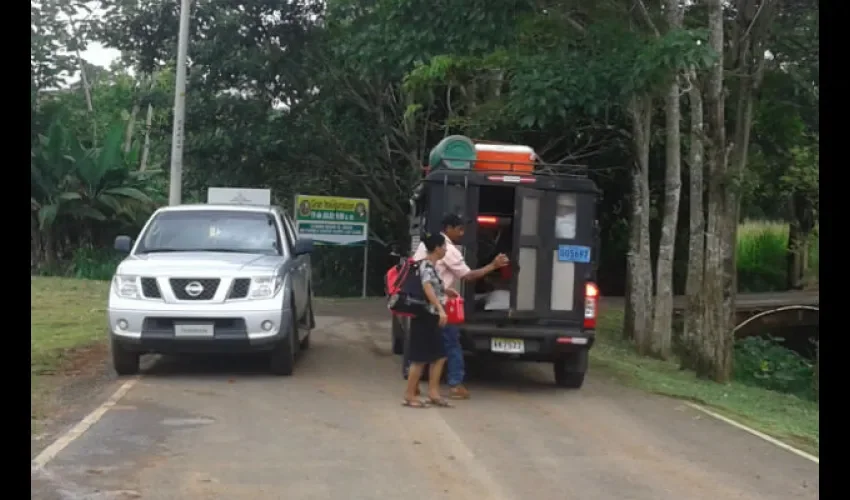  Las Lajas y Caimitillo Arriba