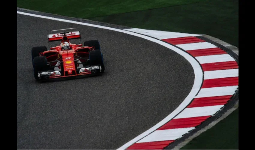 Vettel  retiene el liderato