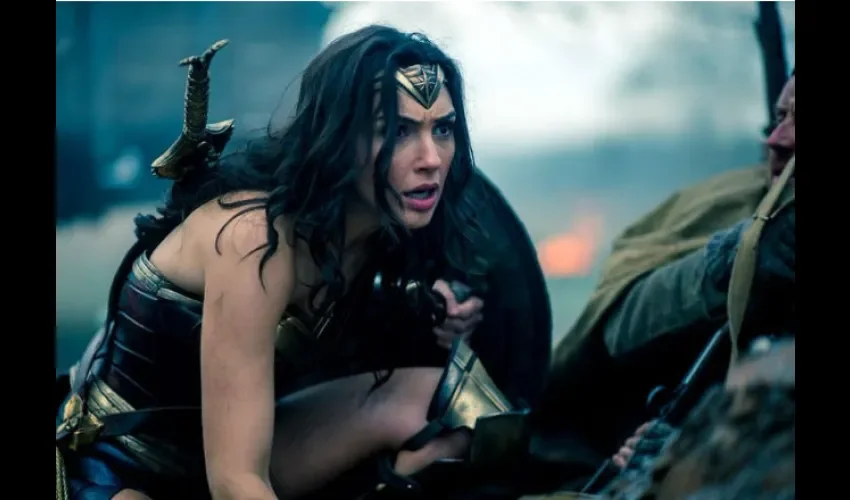 La actriz israelí Gal Gadot, quien interpreta a Wonder Woman
