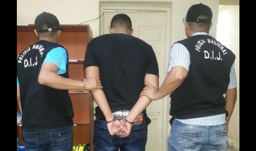 La detención del sujeto se registró en calle 11 y 12 Bolívar en Colón.