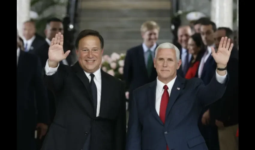 Juan Carlos Varela y Mike Pence