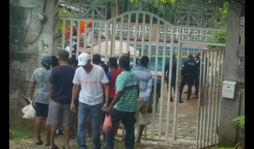 Un vecino dijo que vio tarde lo que ocurrió y no pudo acudir para ayudarlo.