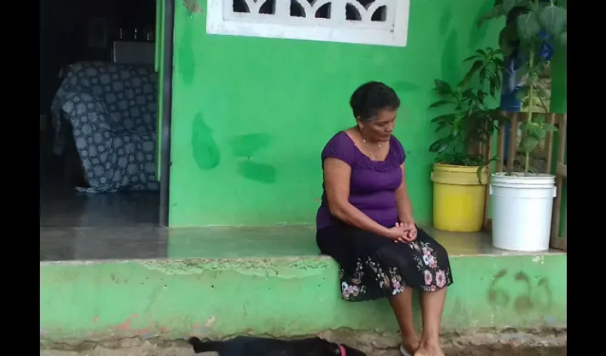 Rosa María Martínez, madre de la menor Rosa María Robles desaparecida en Dolega.
