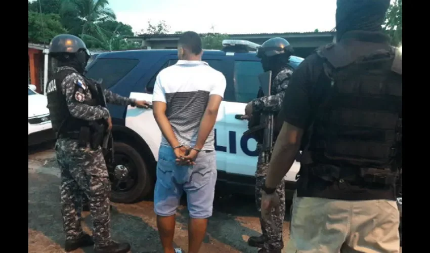 El Comisionado Néstor Valdés envía un mensaje alto y claro a grupos delictivos que se resisten al cese de la violencia.